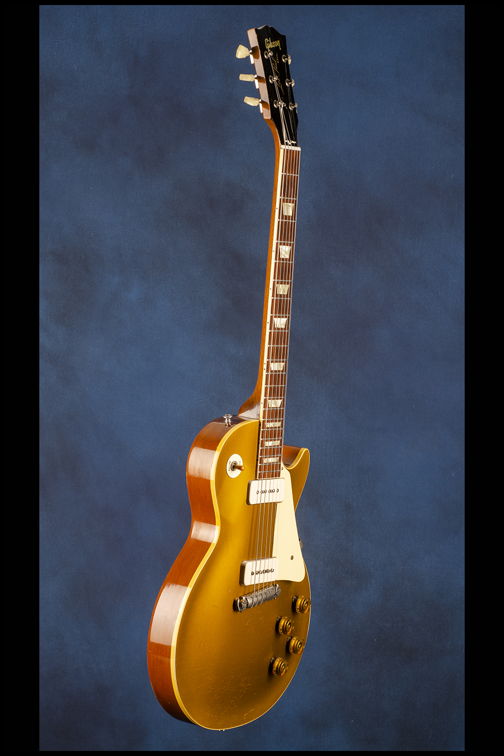 Les Paul Standard Gold Top Guitars | Fretted Americana Inc.